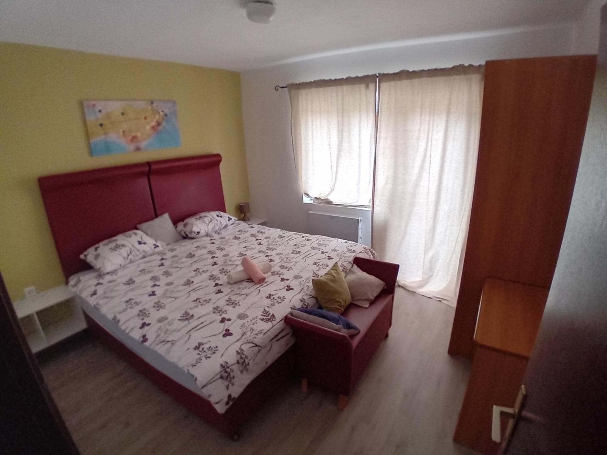 Holiday Home Ivano Korenica Ngoại thất bức ảnh